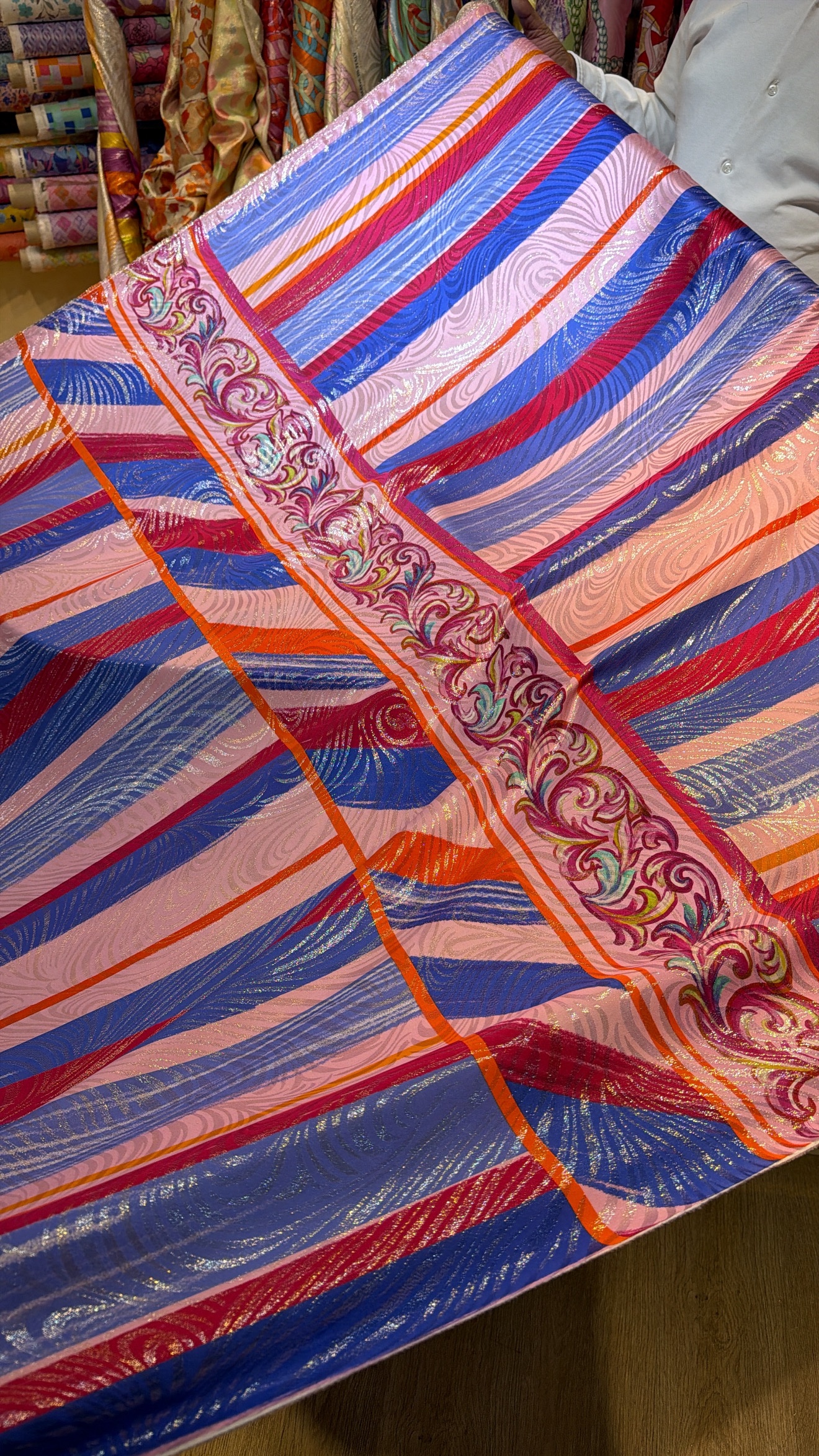 Italian silk lame pannel - Image 2