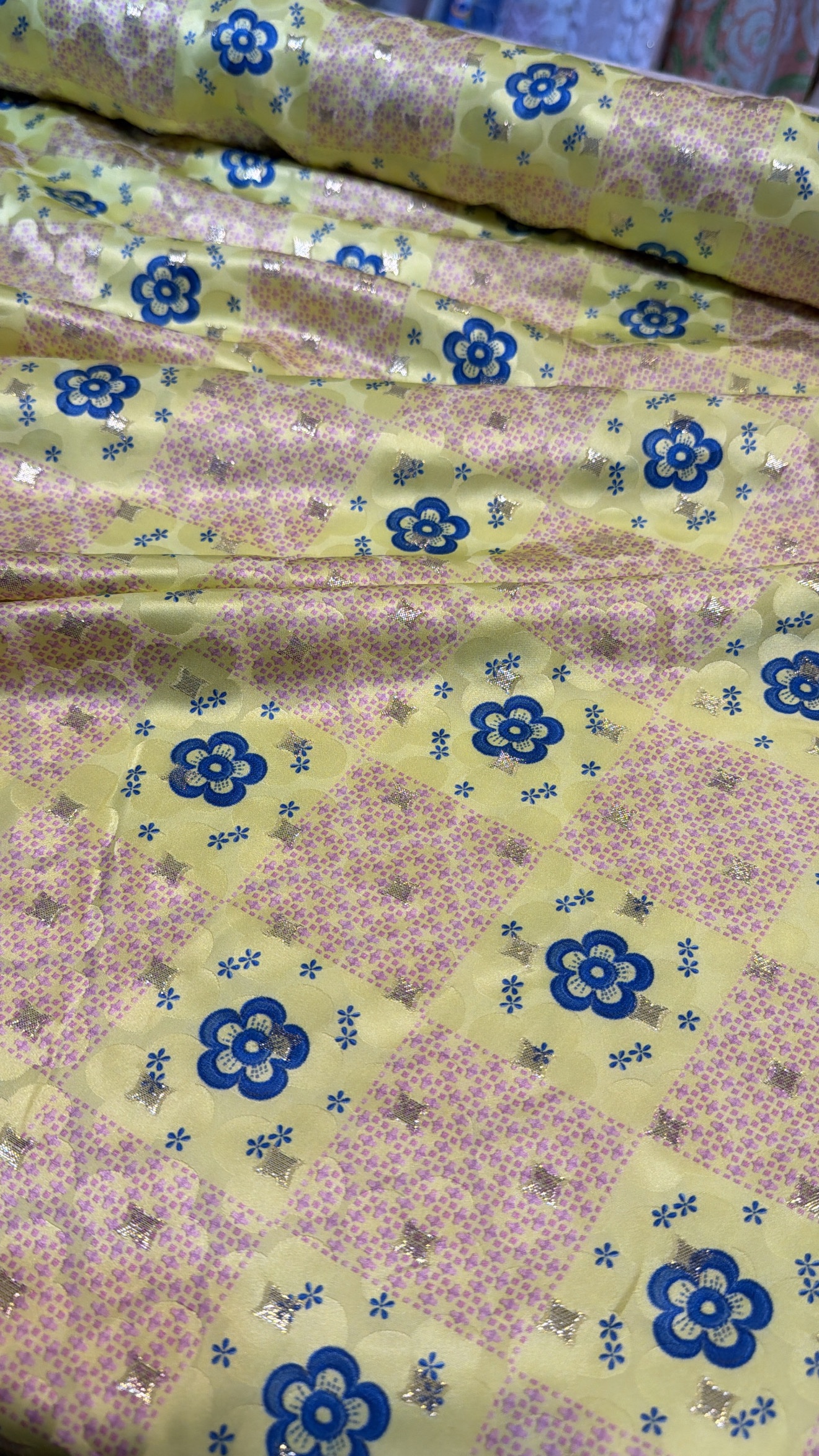 Italian silk Lurex jacqurd