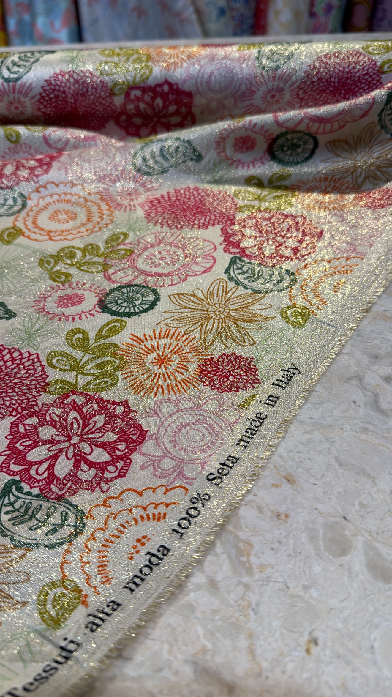 Italian silk Lame - Image 2