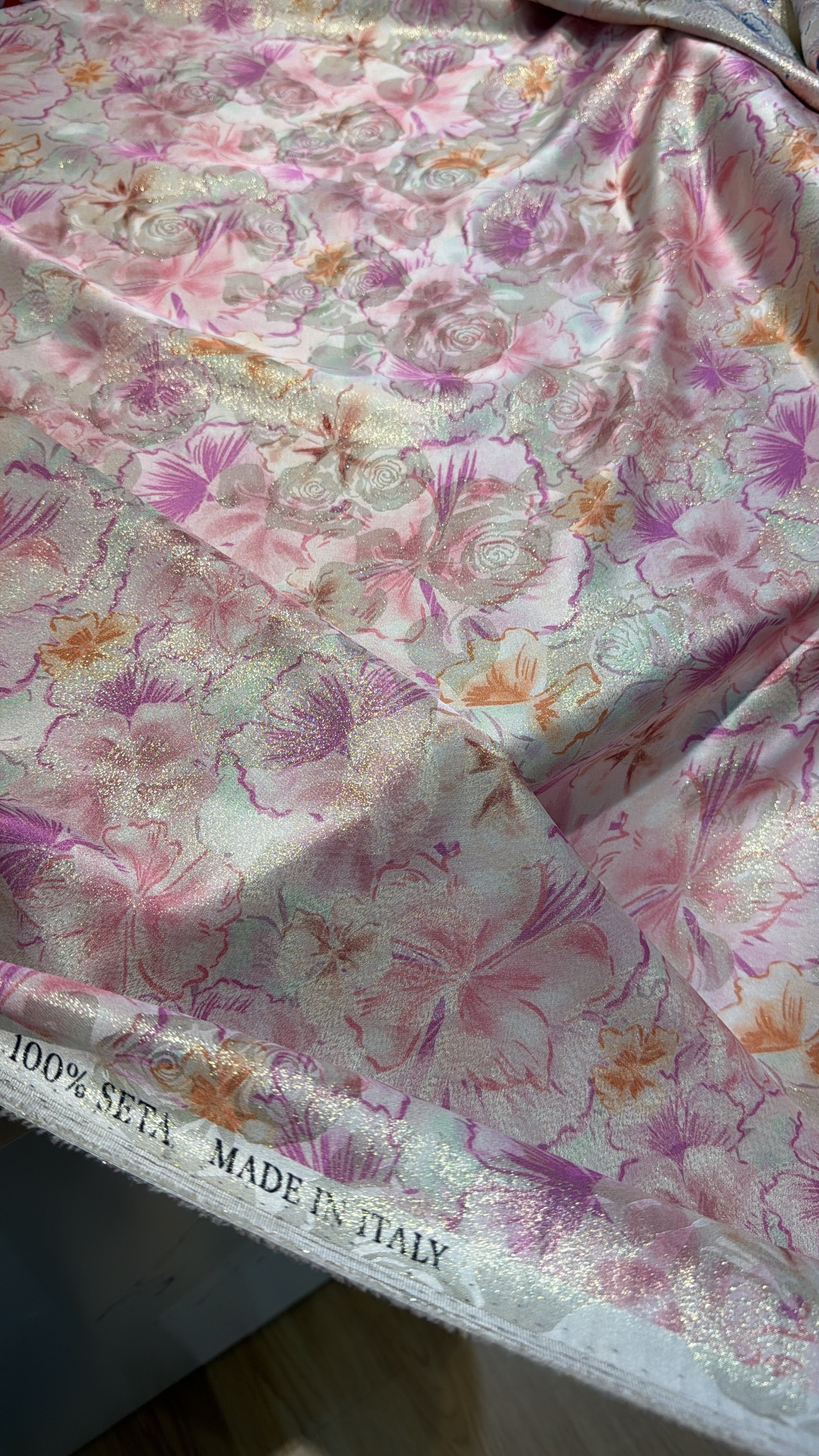Italian silk Lame - Image 3