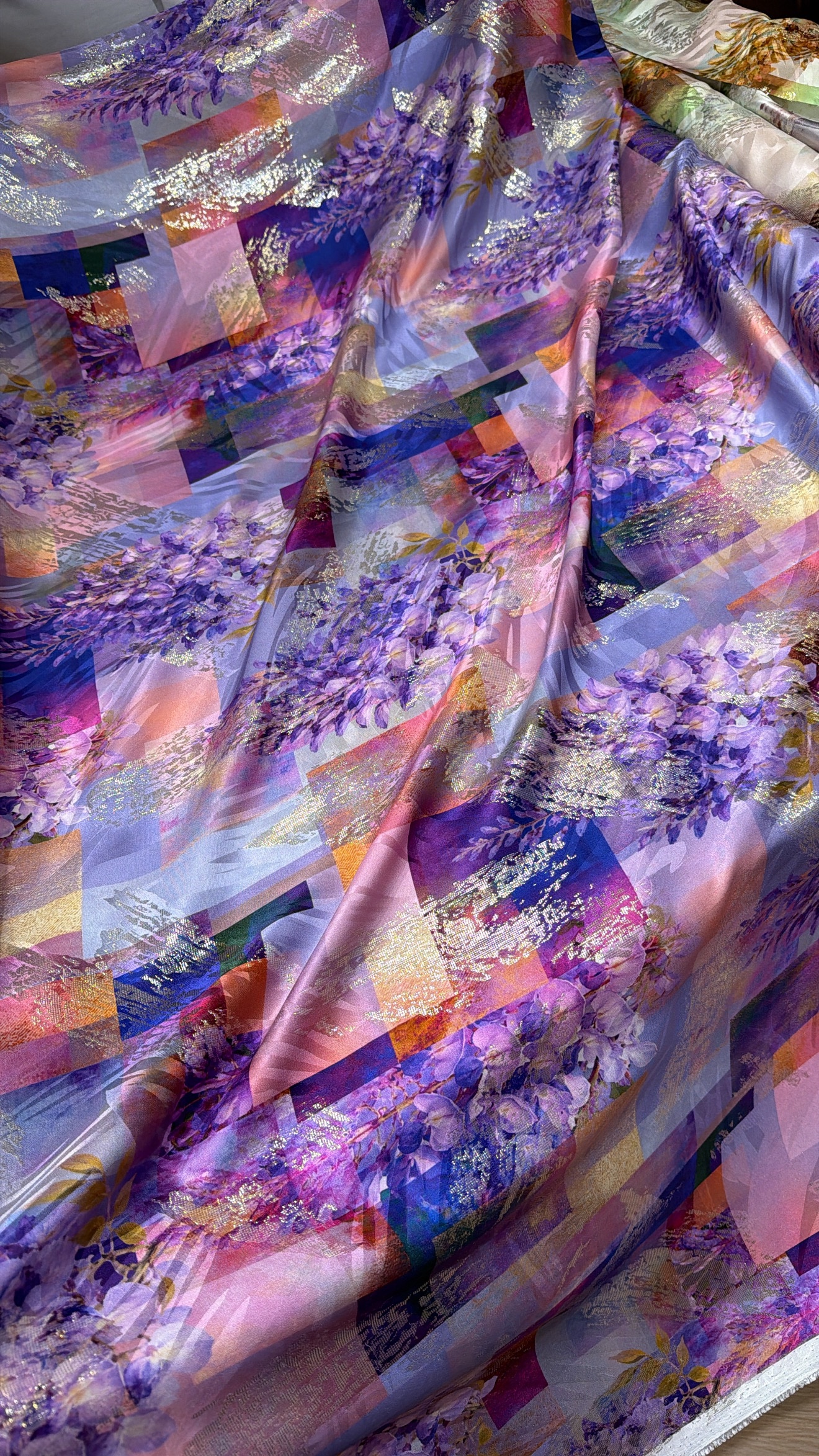 Italian silk jacquard lurex